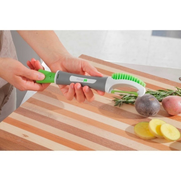 NEW Kitchen Iq Potato Tool 3-in-1 Peeler - Picture 2 of 4